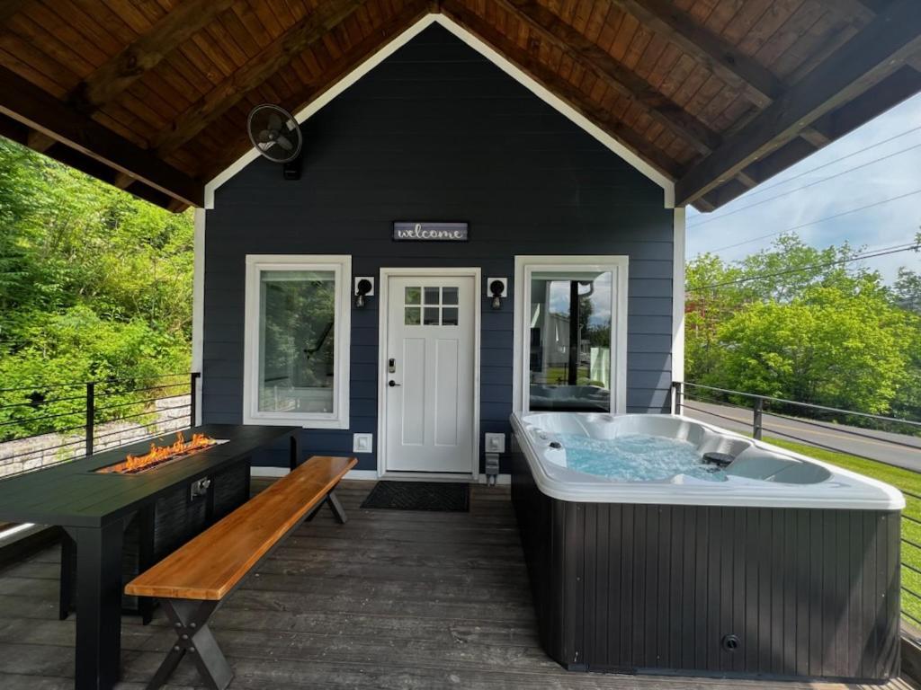 Apartament Modern Smoky Mountain Tiny House Pigeon Forge Zewnętrze zdjęcie
