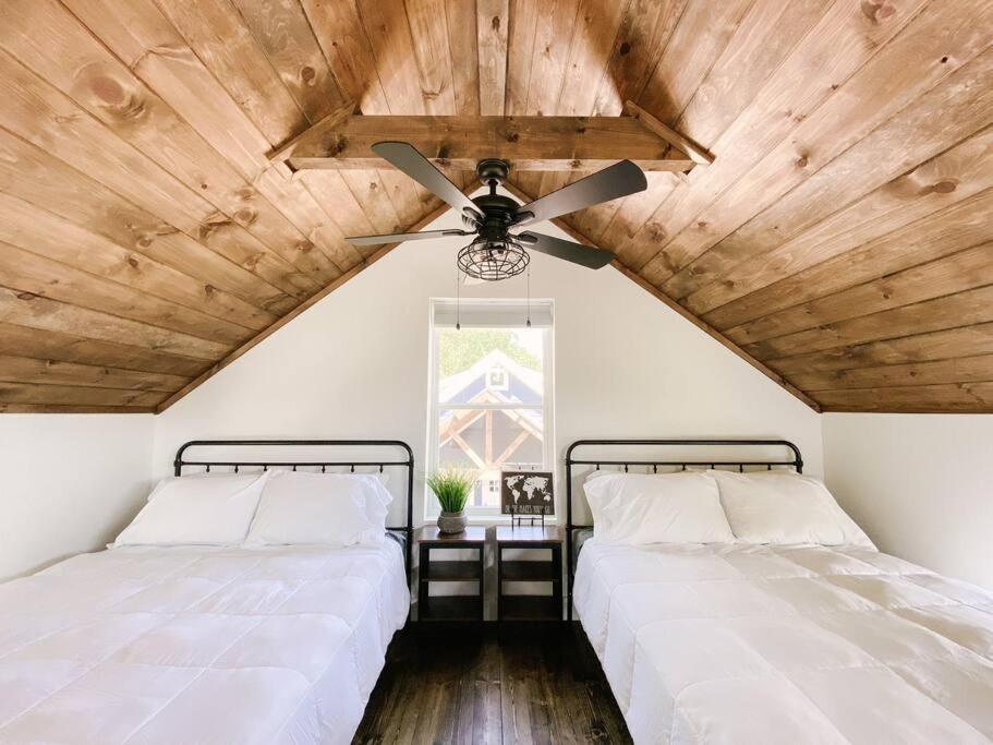 Apartament Modern Smoky Mountain Tiny House Pigeon Forge Zewnętrze zdjęcie